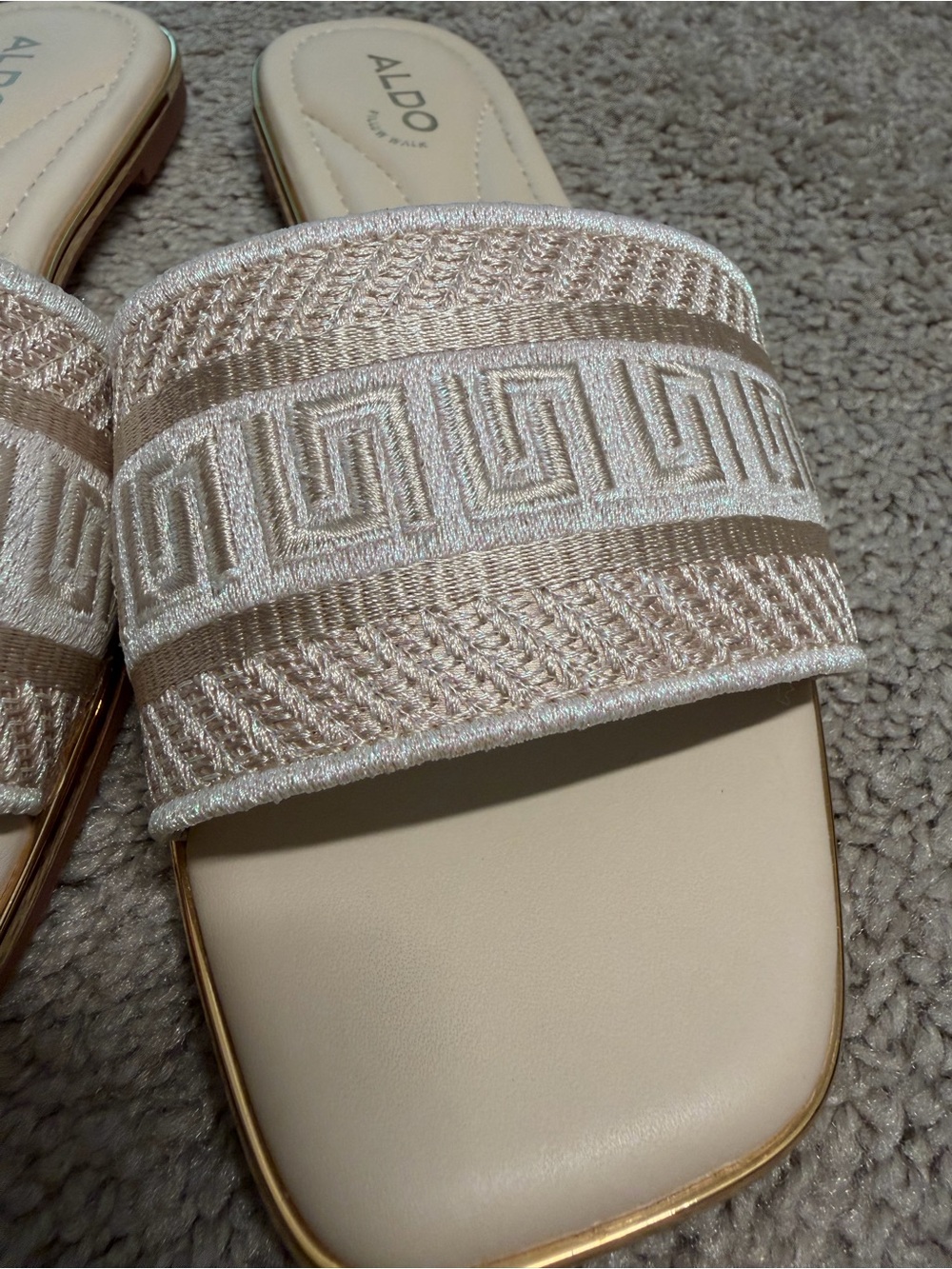 NWOT Aldo Sandal - Picture 2 of 5